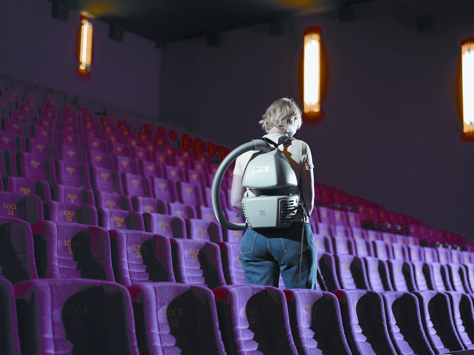 sprzatanie kina praca zagranica 2026