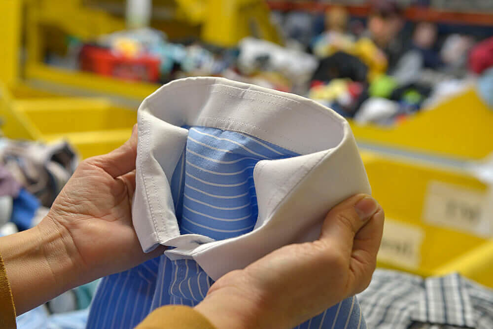 sortowanie uzywanej odziezy praca fizyczna 2026