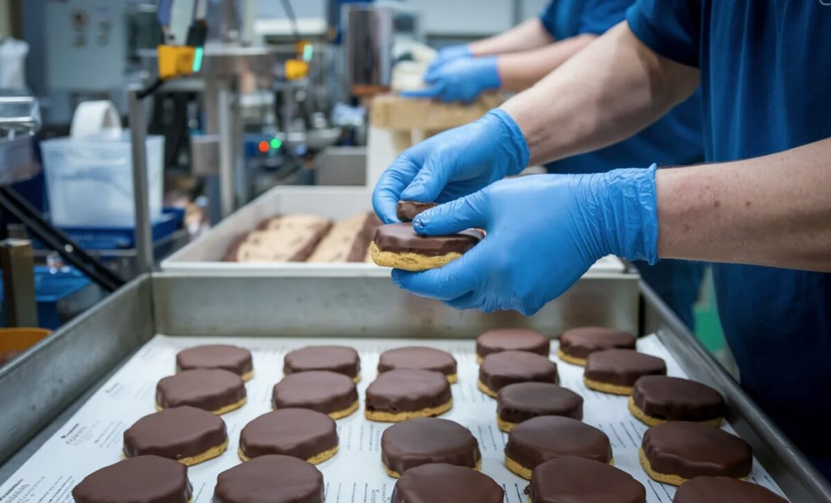 produkcja pakowanie ciastek praca w Szwajcarii 2026
