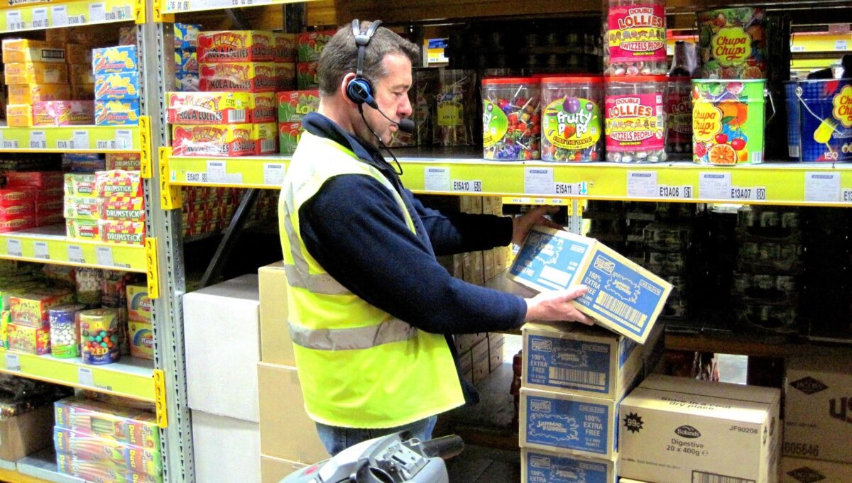 zbieranie zamowien na magazynie slodyczy hurtownia 2026